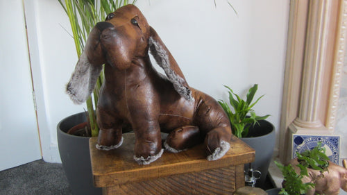 Boomer the Bloodhound Faux Leather Doorstop